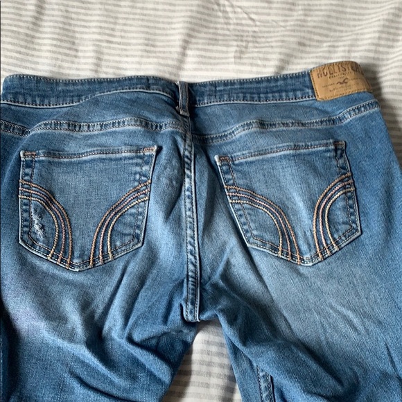 Women’s Hollister Jeans - Picture 4 of 4